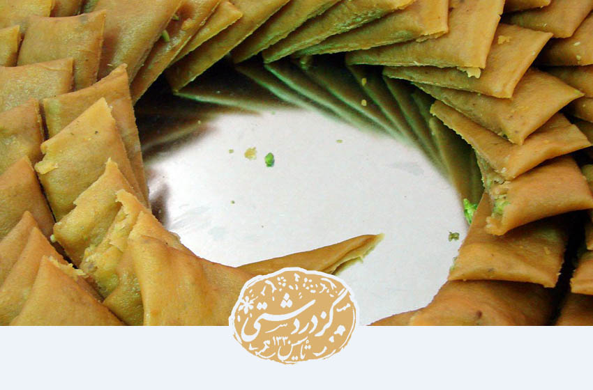 سوهان سوغات اصفهان است.